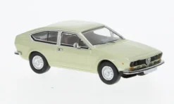 Alfa Romeo Alfetta GT, hellgrün, 1974, 1:87, PCX87