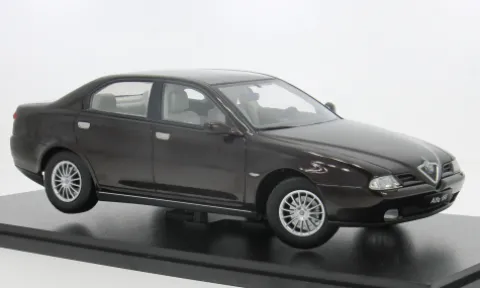 Alfa Romeo 166, schwarz, 1999, 1:18, Triple 9 Collection