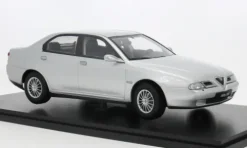 Alfa Romeo 166, silber, 1999, 1:18, Triple 9 Collection