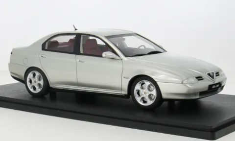 Alfa Romeo 166 Super 3.0, silber, 1998, 1:18, Cult Scale Models