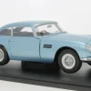 Aston Martin DB5, hellblau, 1:18, Solido