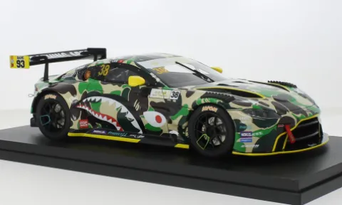 Aston Martin Vantage GT3, grün/braun, 1:18, Pop Race
