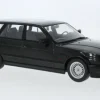 BMW 5er (E34) Touring, schwarz, 1991, 1:18, MCG