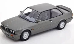 BMW 320iS (E30), grau, 1989, 1:18, KK Scale