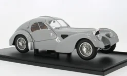 Bugatti Type 57 SC Atlantic, silber, 1937, 1:18, Solido