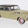 Cadillac Fleetwood Series 60 Special Sedan, beige/dunkelbraun, 1941, 1:18, MCG
