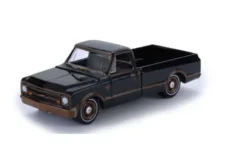 Chevrolet C10 Lowrider, schwarz/bronze, 1972, 1:64, Greenlight