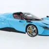 Ferrari Daytona SP3, hellblau/schwarz, 1:18, Bburago