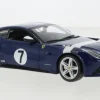 Ferrari F12 Berlinetta, dunkelblau/weiss, 1:24, SpecialC.-124