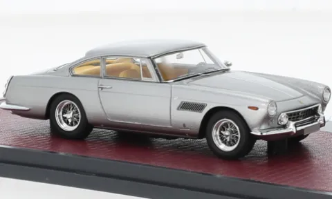 Ferrari 250 GT/E 2+2 Coupe Pininfarina, silber, 1960, 1:43, Matrix