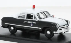 Ford Coupe, 1949, Cleveland Police, 1:43, Greenlight