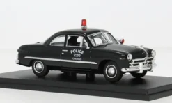 Ford Custom, 1949, Chicago Police Department, 1:43, Greenlight
