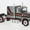 Ford LTL 9000, dunkelgrau/rot, 1978, 1:43, IXO