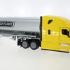 Freightliner Cascadia, gelb, 1:32, Welly