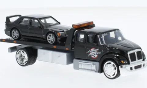 International Durastar Flatbed, schwarz, 2021, 1:64, Maisto
