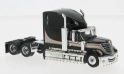 International Lonestar, schwarz, 2010, 1:64, IXO