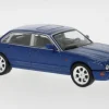 Jaguar XJ8 (X308), blau, 1998, 1:43, IXO