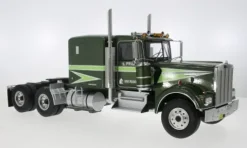 Kenworth W900, dunkelgrün/hellgrün, 1:18, Road Kings