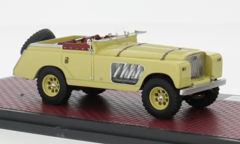 Land Rover 109 Bell Aurens Longnose, gelb, 2008, 1:43, Matrix