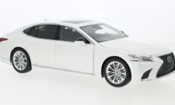 Lexus LS 500h, weiss, 2018, 1:18, AUTOart