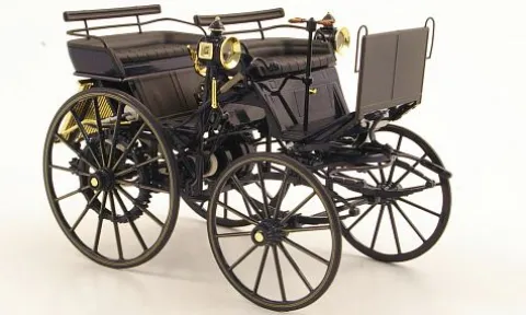 Mercedes Daimler Motorkutsche, dunkelblau, 1:18, I-Norev