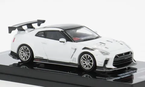 Nissan GT-R (R35), weiss, 2021, 1:64, INNO64