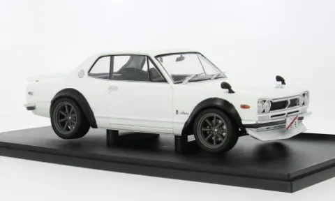 Nissan Skyline 2000 GT-R (C10) Hakosuka, weiss, 1970, 1:18, Solido