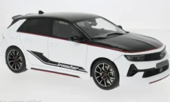 Opel Astra L, weiss, 2023, 1:18, MCG