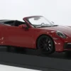 Porsche 911 (992) Carrera 4 GTS Cabriolet, dunkelrot, 2020, 1:18, Minichamps