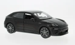 Porsche Macan Turbo, kupfer, 2024, 1:24, Bburago