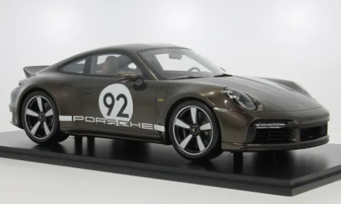 Porsche 911 (992) Sport Classic, braun, 2023, 1:12, Schuco