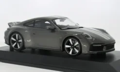 Porsche 911 (992) Sport Classic, grau, 2022, 1:18, Minichamps
