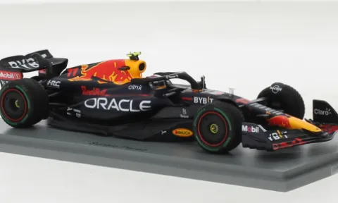Red Bull RB18, Formel 1, GP Singapur, 2022, Oracle Red Bull Racing, Red Bull, #11, S.Perez, 1:43, Spark