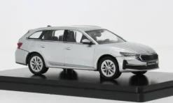 Skoda Octavia IV FL, silber, 2024, 1:43, Abrex