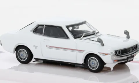Toyota Celica 1600 GT (TA22), weiss, 1:64, INNO64