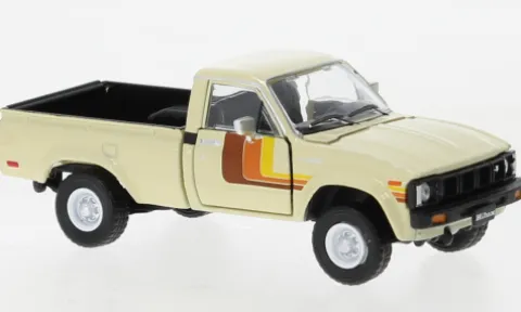 Toyota Hilux, beige/Dekor, 1980, 1:64, BM Creations