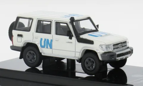 Toyota Land Cruiser LC76, weiss, 2014, UN, 1:64, Para64